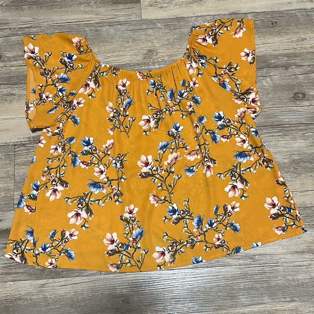 Alya off the shoulder floral blouse